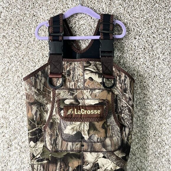 LaCrosse RealTree Camouflage Neoprene Waders in Youth Size 6-7 / Boot Size 2 - Picture 2 of 10